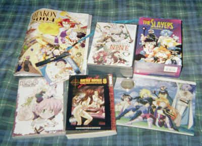 Notice that there were no Yotsuba badges at Otakon